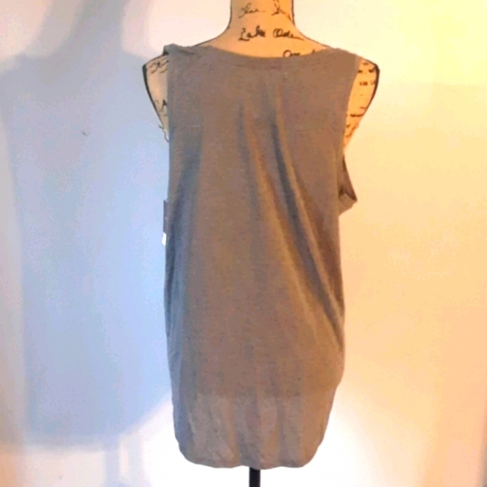 Graphic Tank Top - Picture 2 of 2